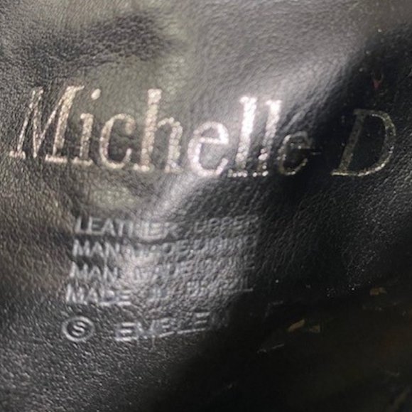 Michelle D "Emblem" Leather Ankle Booties w/ Buckle‎ and side Zip, size 10 - Picture 10 of 11